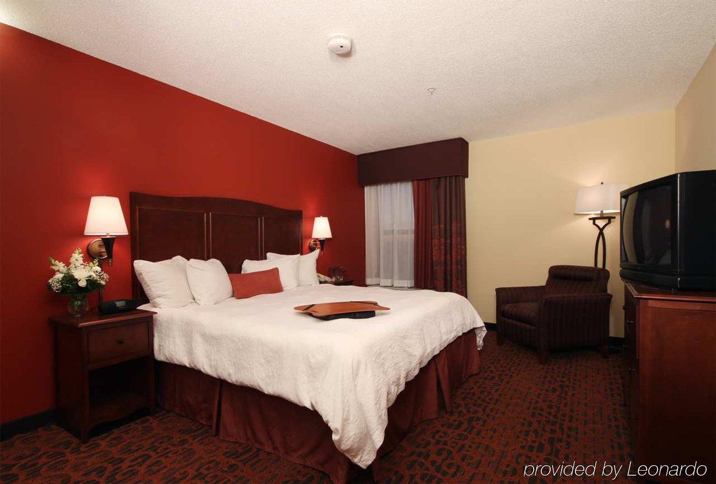 Hampton Inn Grand Rapids/North Walker Szoba fotó